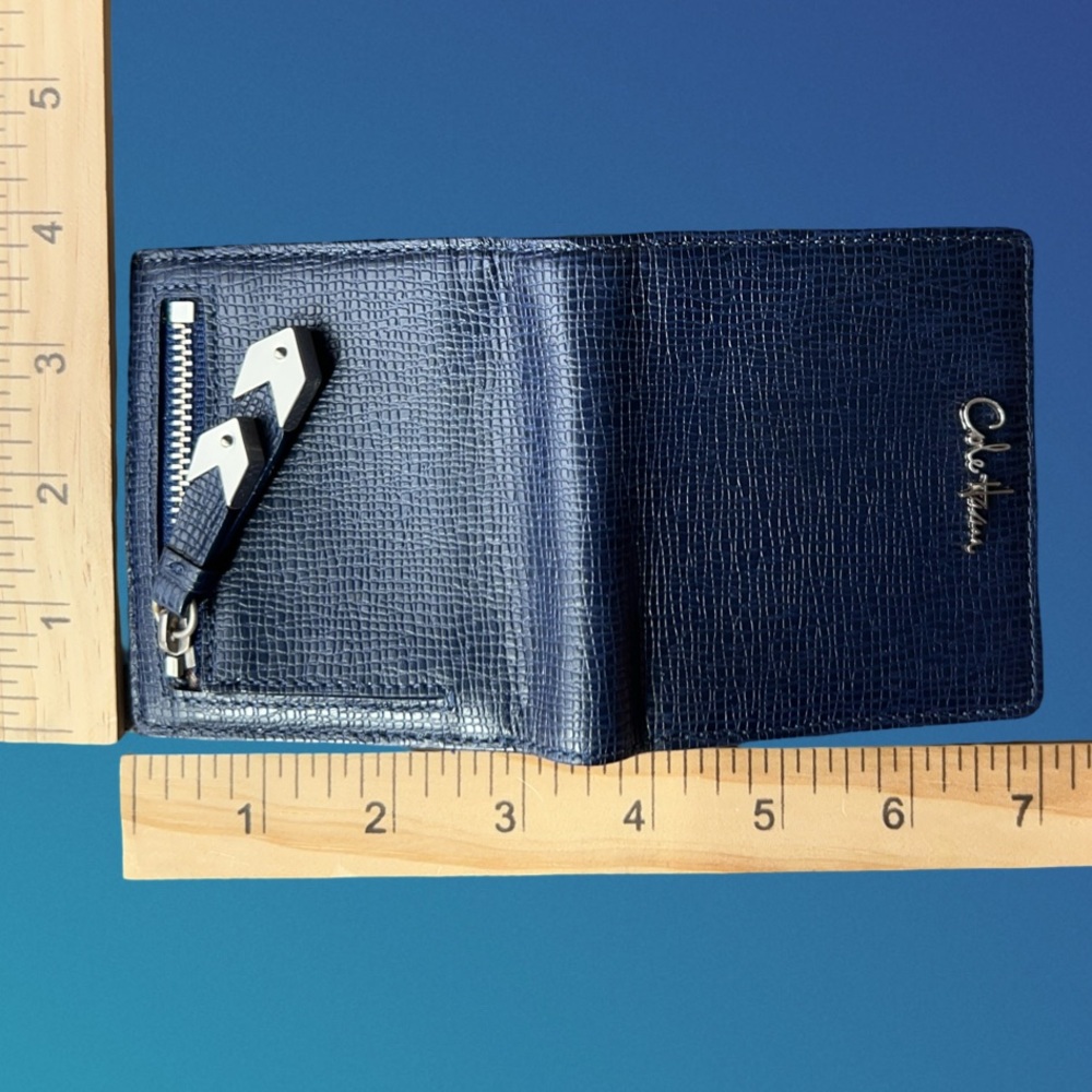 Cole Haan Blue Pebbled Leather Small Wallet/Card Holder - Picture 11 of 13